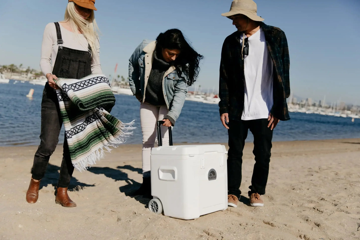 52QT Igloo 5-Day Marine Cooler with Wheels